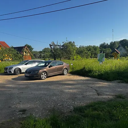 Heintega Lakapealne Campingplads